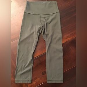 Lululemon Crop 19” 4